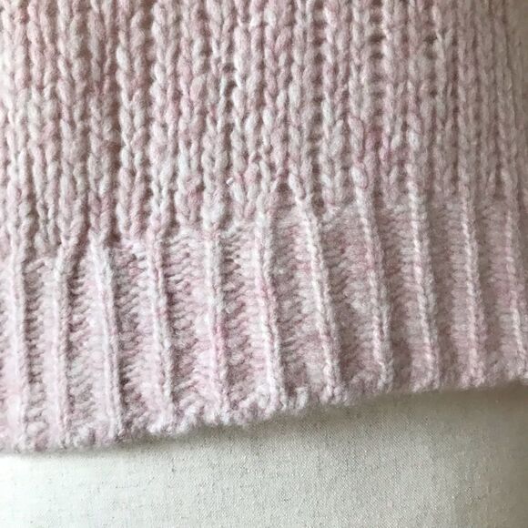 𝅺360 Cashmere Abbot sweater loose knit soft rose size M Barbie core gorp… - Picture 8 of 11